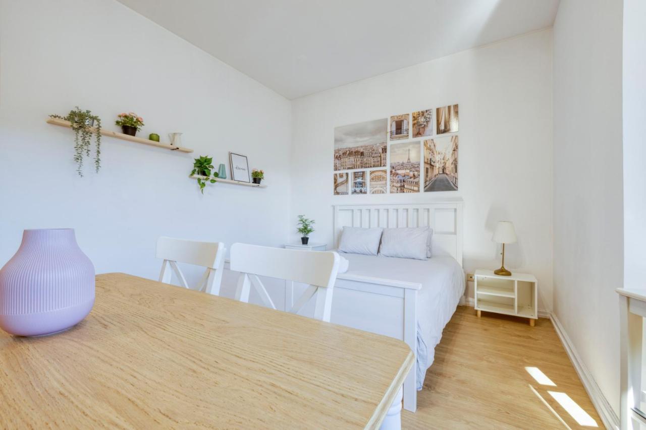Travel And Live Faria Guimaraes Apartment Порто Екстериор снимка