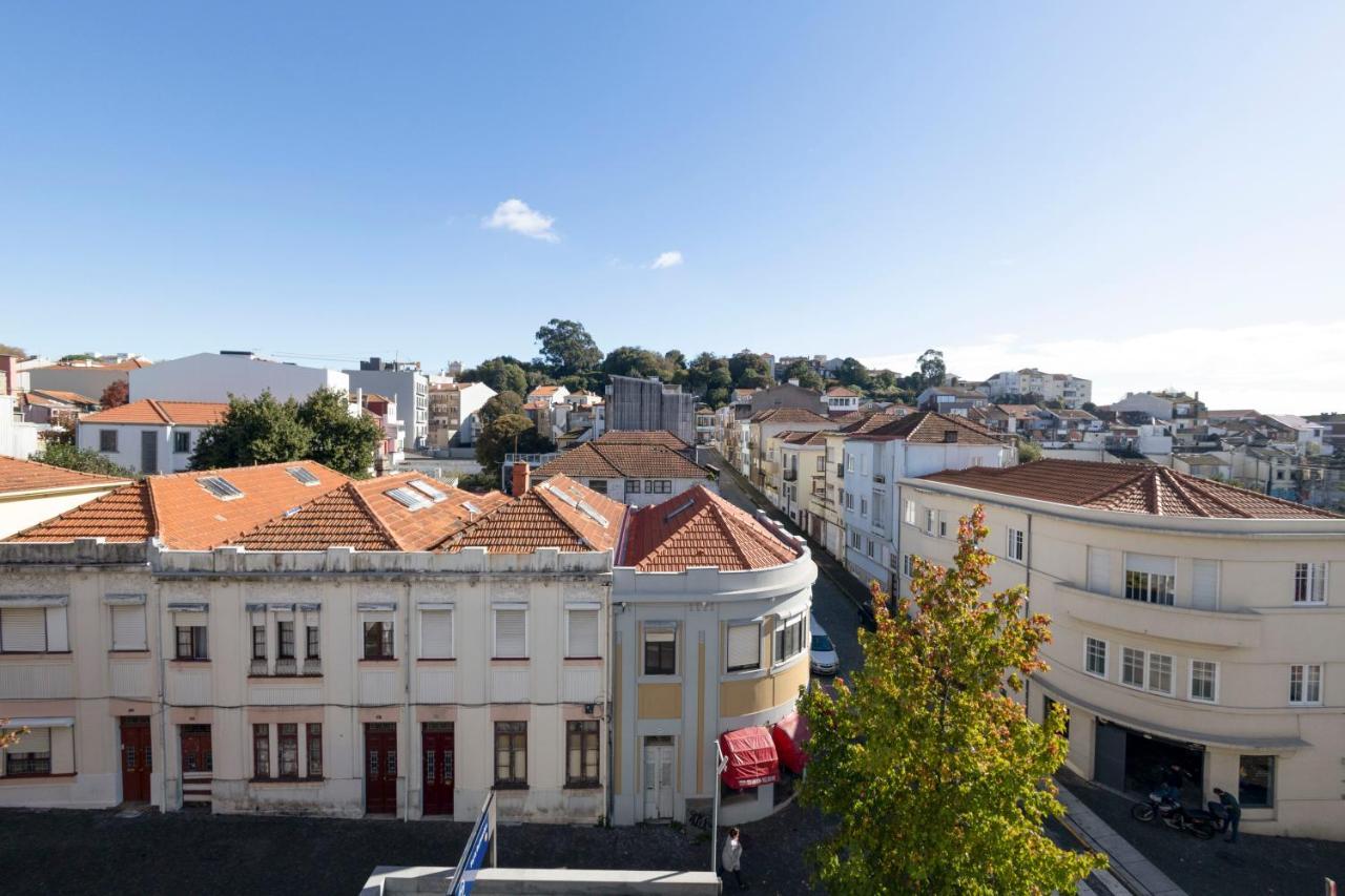 Travel And Live Faria Guimaraes Apartment Порто Екстериор снимка